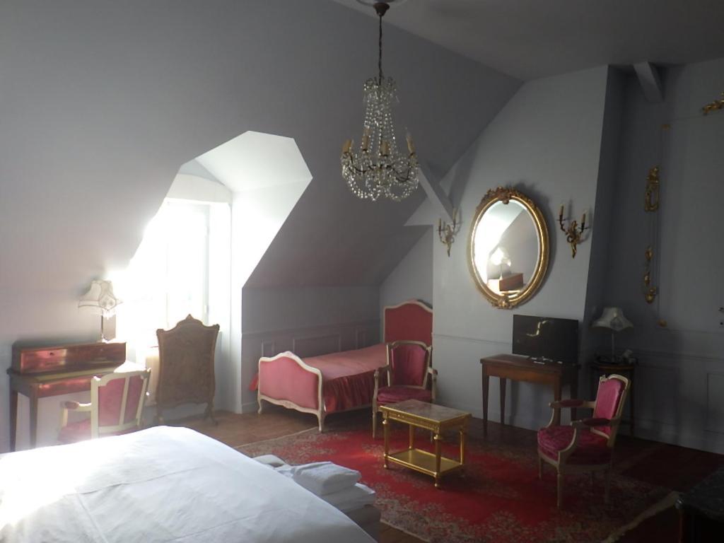 Couette-café Castel De La Comtesse *